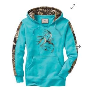 NWT Legendary Whitetails Outditter Hoodie